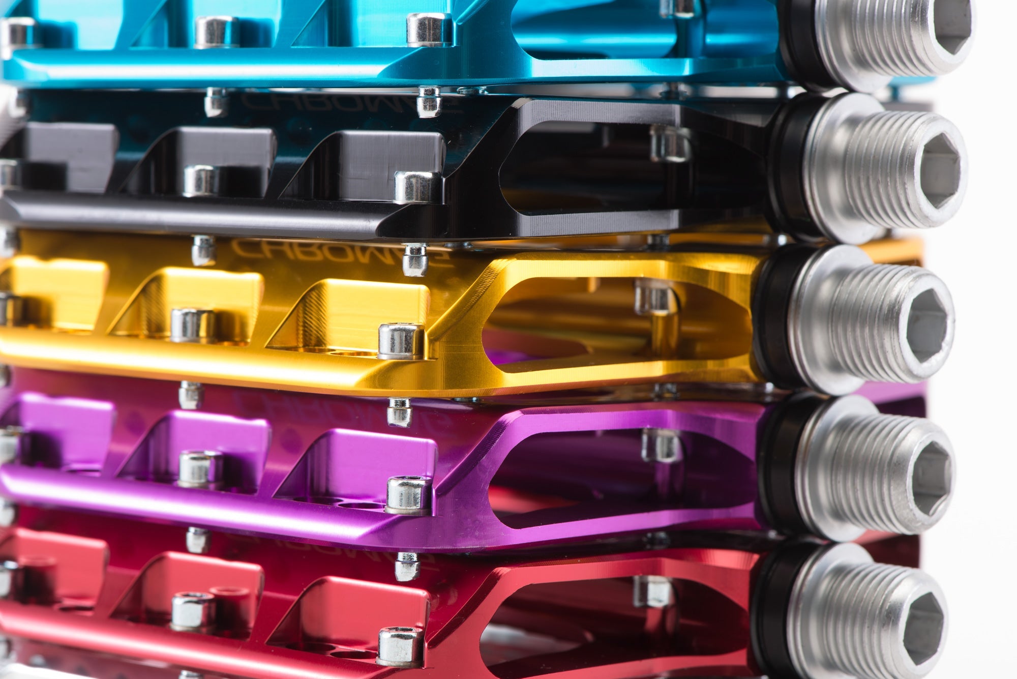 Scarab: Enduro & Trail MTB Flat Pedals with Customizable Pin
