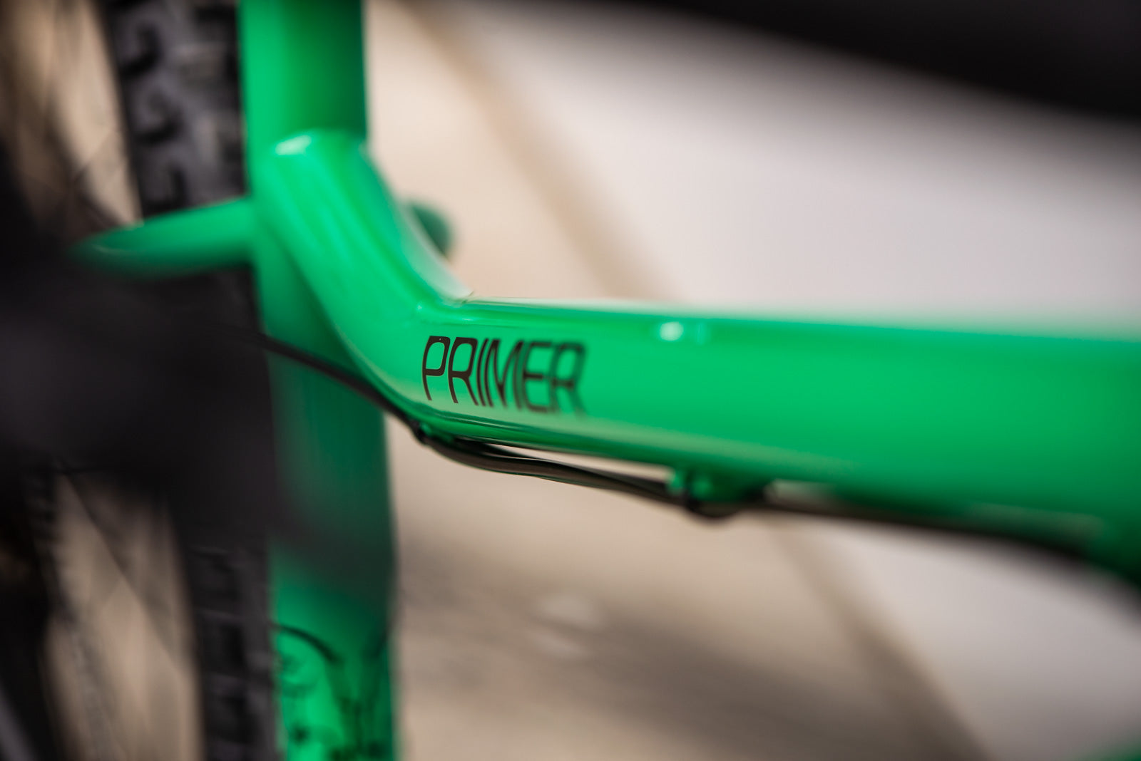 Primer Traffic Green